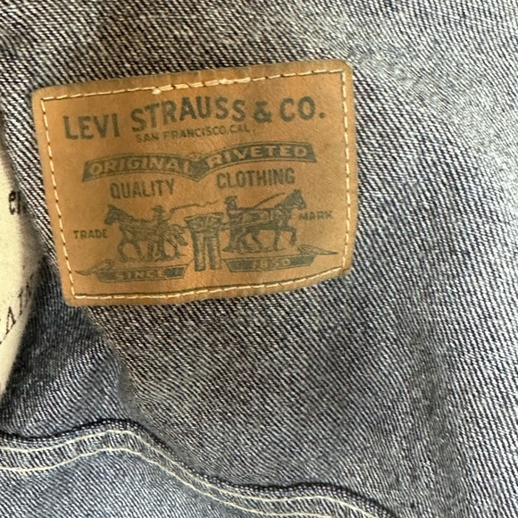 Vintage Levi's Women's Denim Trucker Jacket L - Picture 7 of 7